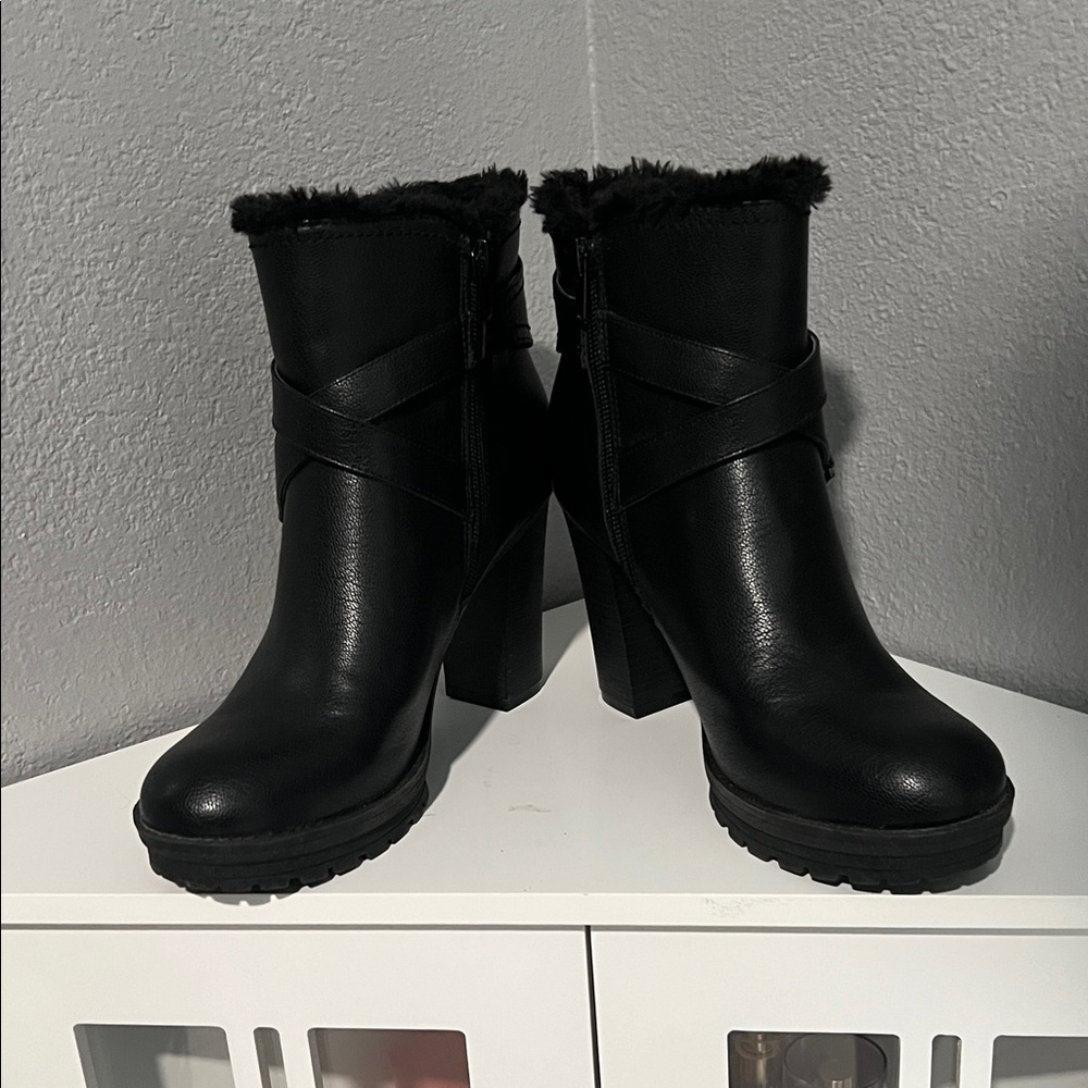 Guess Black Heeled Boots with Fur Trim